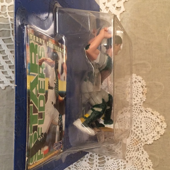 Starting Lineup 1996 Edition Terry Steinbach - Picture 9 of 9